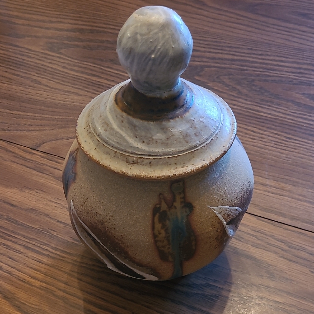 Handmade Studio Art Pottery Lidded Jar / Vessel